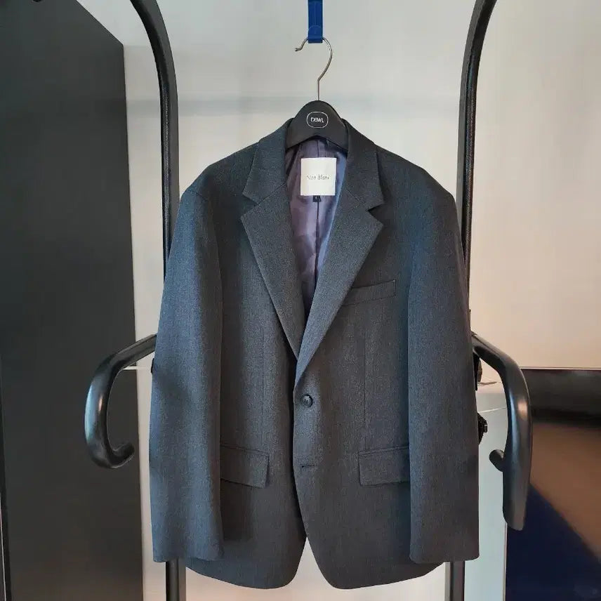 [BUNJANG] Hyun Kim x Nonblank Charcoal Grey Collaboration Suit Set-up (L) / (L/105,32)현킴 넌블랭크 콜라보 차콜그레이 수트 셋업