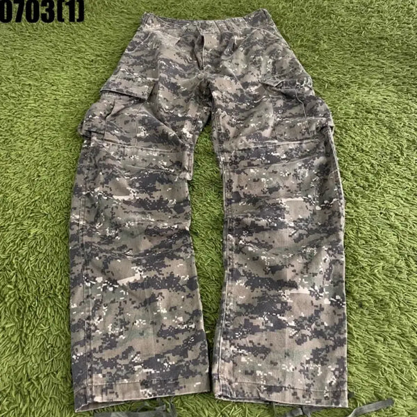 [BUNJANG] Camouflage Cargo Pants Size 31 / 카모플라쥬 카고바지 31