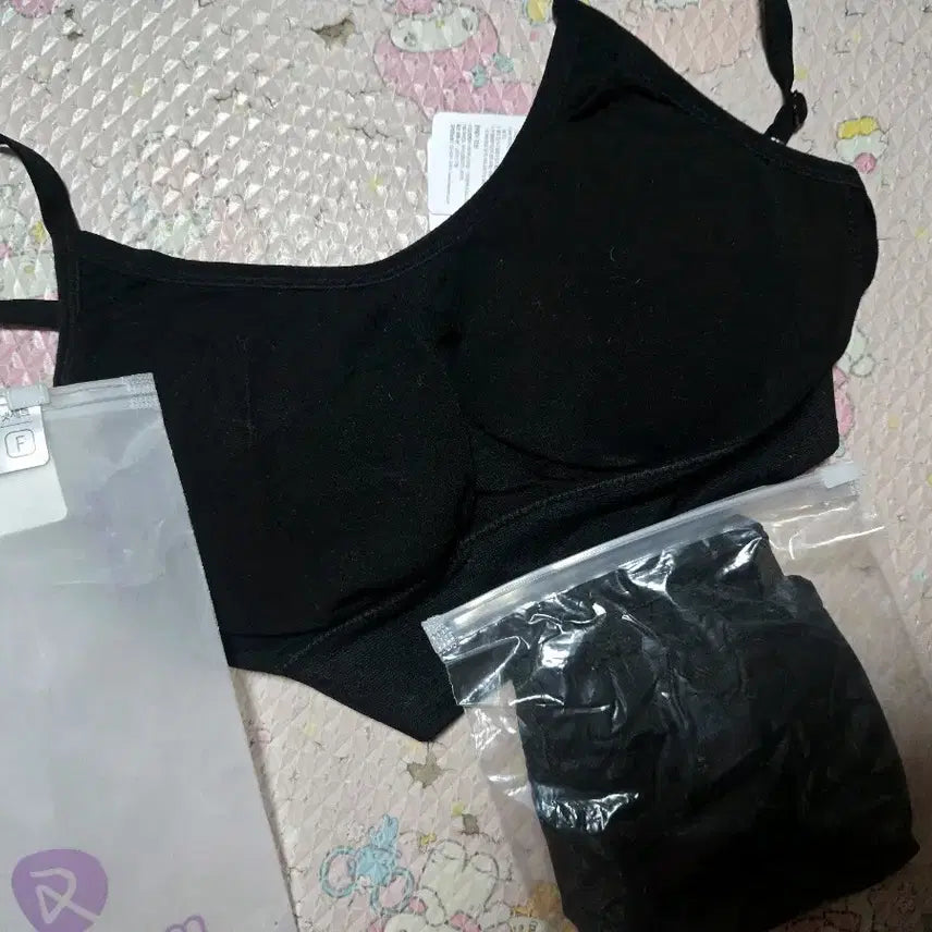 [BUNJANG] Relaxism Bra Set Bundle (Volume Fit Bra Set Grey 75AB, Comfort Fit Bralette Free Size) / 릴렉시즘 브라 2세트일괄 (볼륨착브라세트 그레이75AB,편해착브라렛프리)