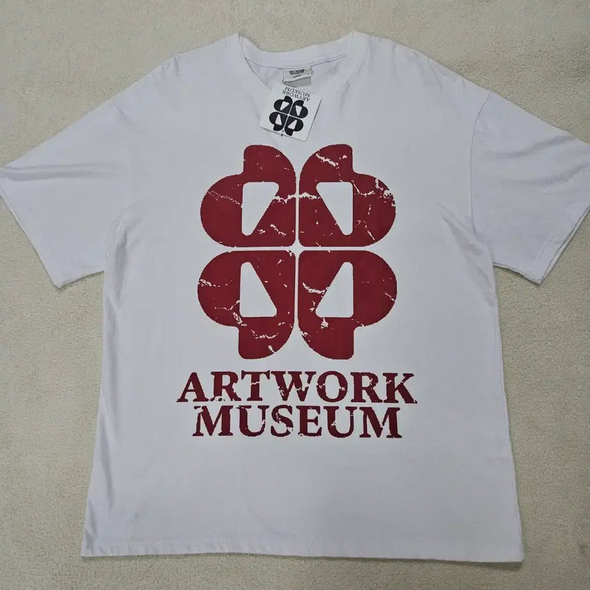 [BUNJANG] Artwork Museum Short Sleeve T-Shirt / 아트워크 뮤지엄 반팔티 급처