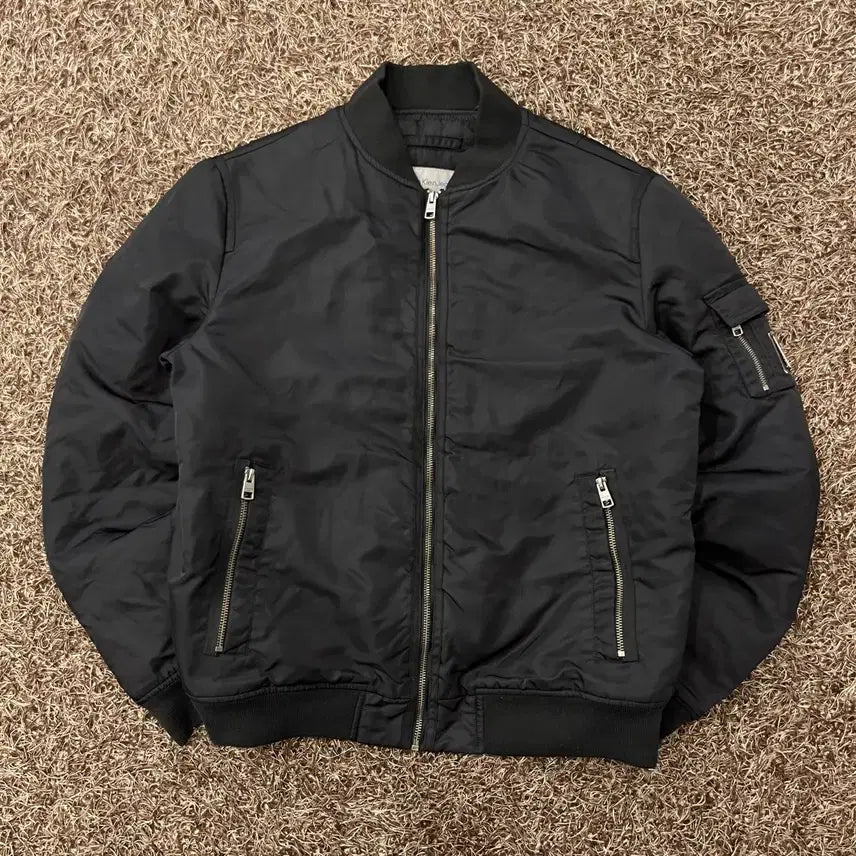 [BUNJANG] Calvin Klein Bomber Jacket / L 캘빈클라인 봄버 자켓