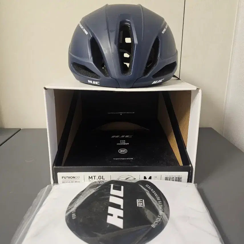 [BUNJANG] HJC Furion 2.0 Helmet M (Navy) / 홍진 퓨리온 2.0 헬멧 M (55-59)