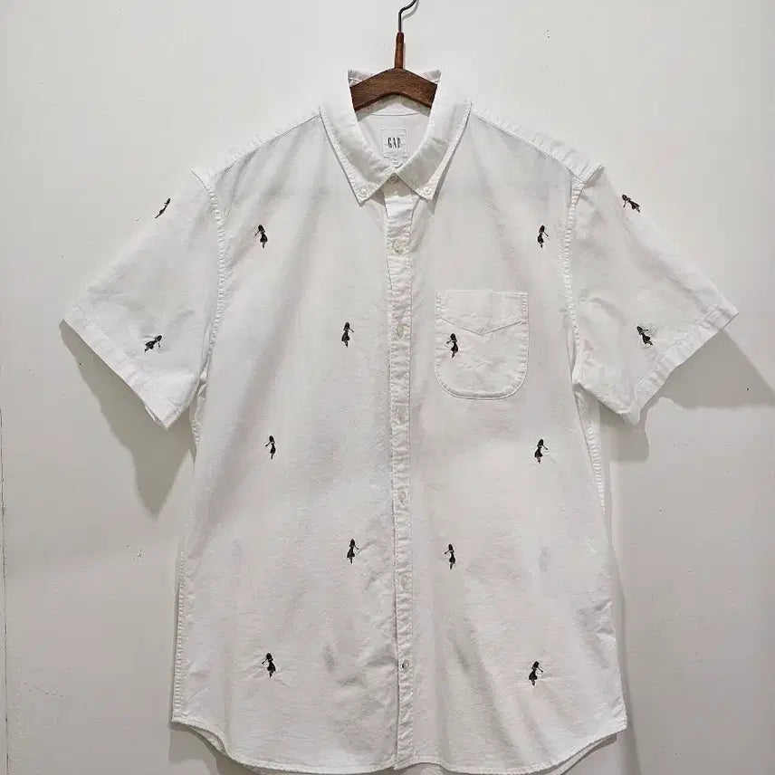 [BUNJANG] GAP USA Hawaiian Embroidered Oxford Short-Sleeve Shirt / USA GAP 하와이안 자수 옥스퍼드 반팔셔츠