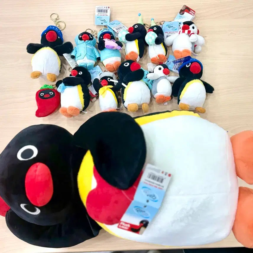 [BUNJANG] Pingoo Pingu Large/Medium Plush Keychain / pingua핑구 핑가 대형중형인형뽑기 키링열쇠가방고리인형(개당)