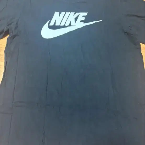 [BUNJANG] Nike Black Short Sleeve T-Shirt Size 110 (XL) / 나이키 블랙 반팔티 110사이즈 거의 새상품 1만9천원, 정가 4만9천원