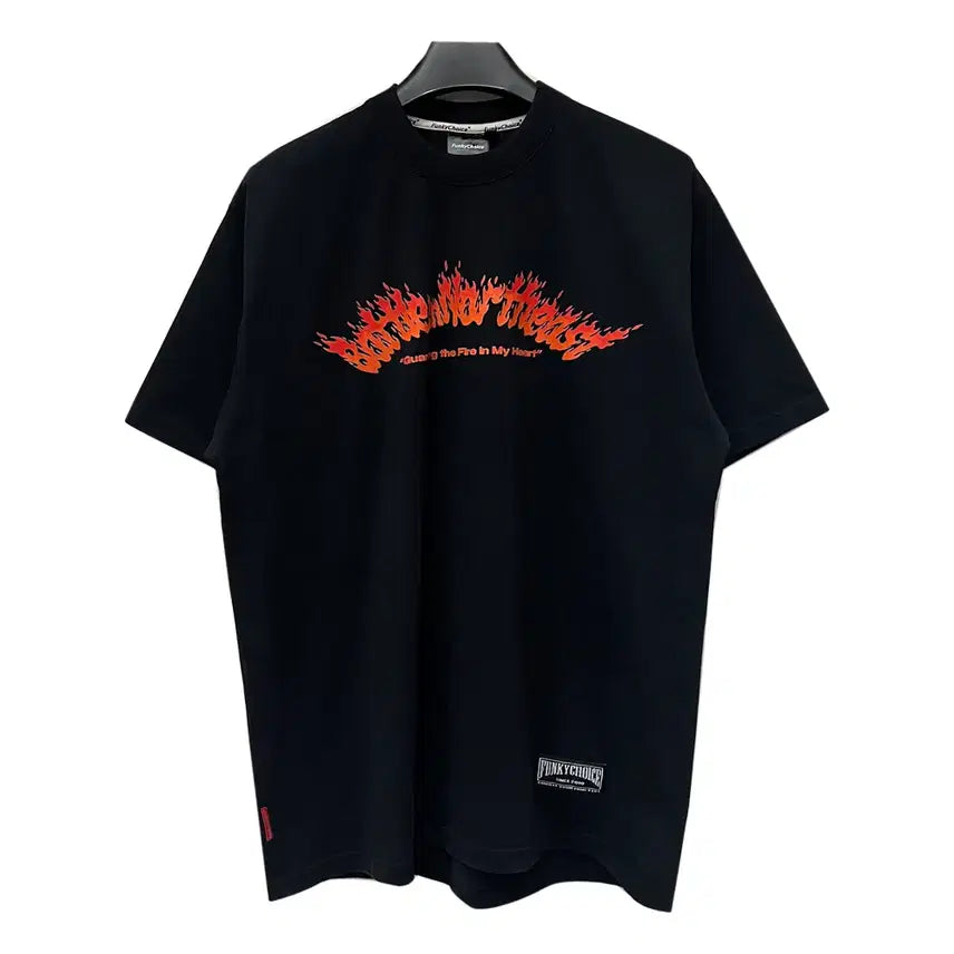 [BUNJANG] Funky Choice Flame Short Sleeve T-Shirt XL / Funky Choice 플레임 반팔티 XL