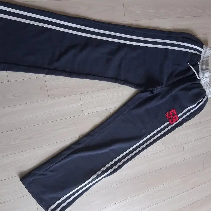 [BUNJANG] HDEX Bunny Training Pants - Size M / HDEX 바니 트레이닝바지 M