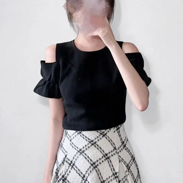 [BUNJANG] Tocco Closet Off-Shoulder Frill Blouse / tocco closet 토코클로젯 오프숄더 프릴 블라우스