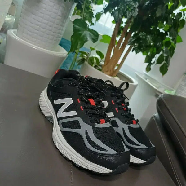[BUNJANG] New Balance Running Shoes Black White Red 265 / 뉴발란스 운동화 검흰레드 265