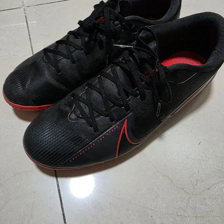 [BUNJANG] Nike Mercurial 13 Futsal Shoes (Size 270) / 나이키 머큐리얼 13 270
