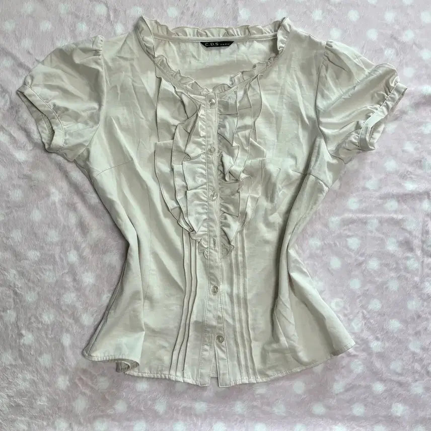 [BUNJANG] C.D.S. Vintage Frill Blouse Beige / 빈티지 프릴 블라우스 베이지 공겜여주 히메갸루 데스라이즈일브stc오네걀
