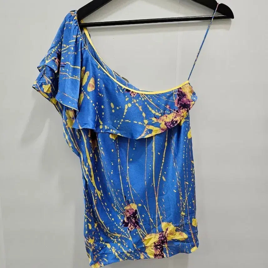 [BUNJANG] Elie Tahari One Shoulder Silk Top / 엘리타하리 원숄더 실크 탑