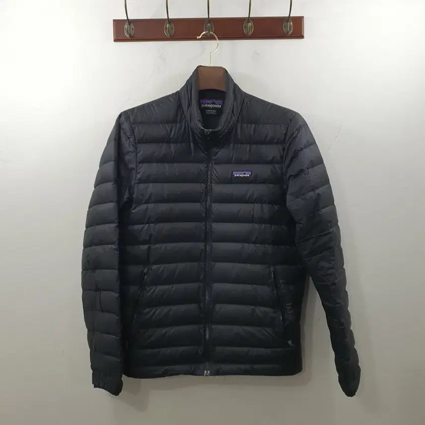 [BUNJANG] Patagonia Men's Black Down Sweater Vintage Jacket / S 파타고니아 남성 블랙 다운 스웨터 빈티지 자켓 경량 패딩