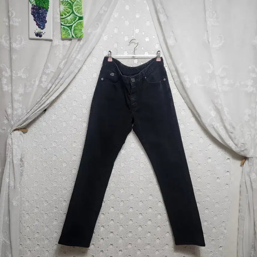[BUNJANG] Guess Span Black Jeans Women's Size 33 / 게스 스판 블랙진 여성33