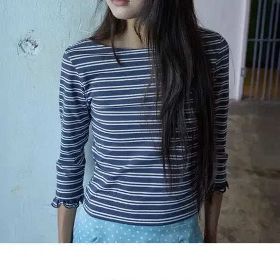 [BUNJANG] Hokus Pokus Sleeve Ruffle Stripe Tee - Brown / 호쿠스포쿠스 Sleeve Ruffle Stripe Tee_Brown