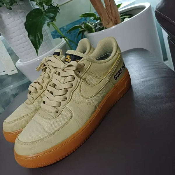 [BUNJANG] Nike Air Force 1 GORE-TEX Beige/Brown / 나이키 에어포스1 고어텍스 베이지/브라운 270