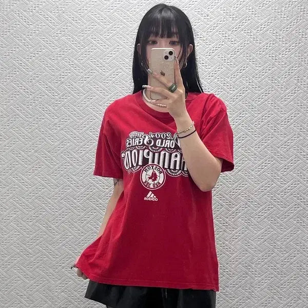 [BUNJANG] Adidas Vintage Boston Red Sox Graphic T-Shirt / 아디다스 빈티지 레트로 펑크 보스턴레드삭스 반팔티 M C12780