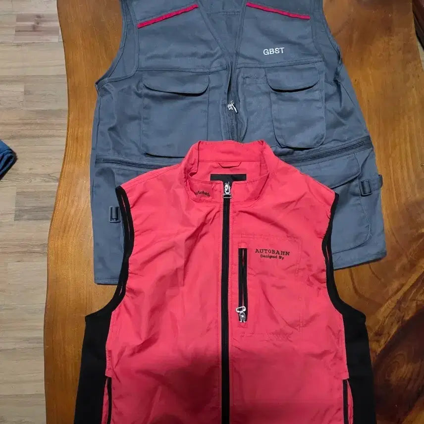 [BUNJANG] GBST Grey Vest + Autobahn Red Vest Set / GBST 그레이 조끼 + 오토반 레드 조끼