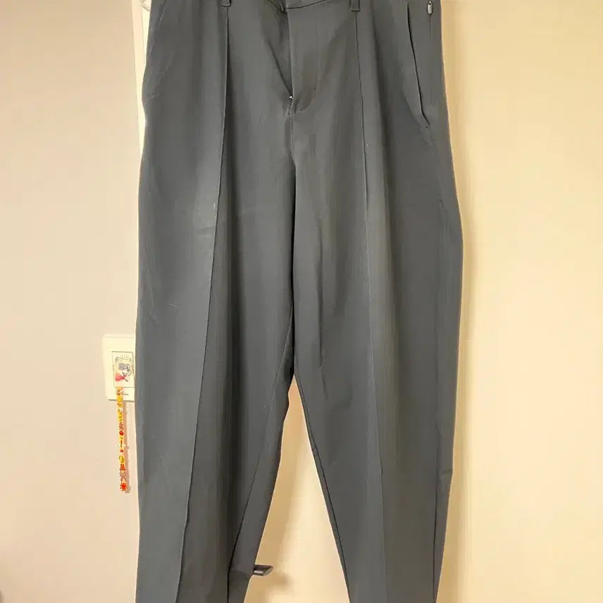 [BUNJANG] Lululemon Relaxed Fit Slacks / 룰루레몬 슬랙스 릴렉스드핏