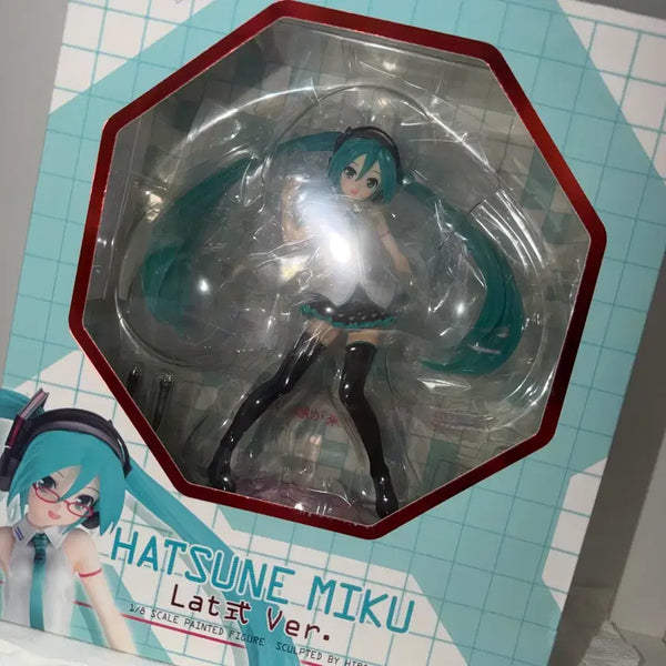 [BUNJANG] Good Smile Company Hatsune Miku lat Style Red Glasses 1/8 Scale Figure (Sealed) / 미개봉) 굿스마일 하츠네 미쿠 lat식 빨간 안경 1/8 스케일 피규어