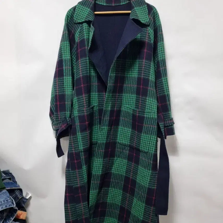 [BUNJANG] Luckychouette Check Pattern Coat / 럭키슈에뜨 체크무늬 코트 95