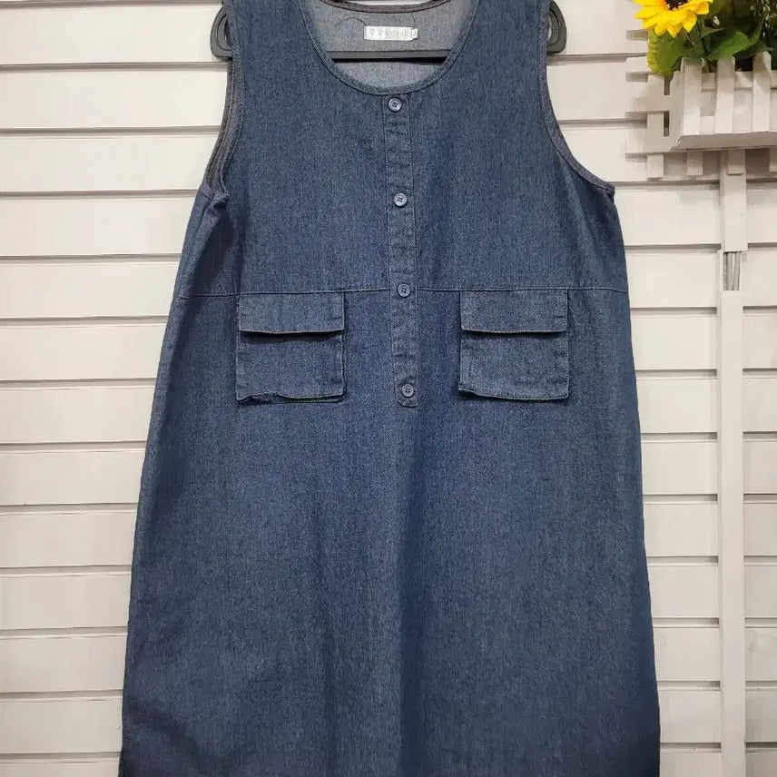 [BUNJANG] Fluorescence Denim Sleeveless Dress / #여성의류플로레센스 브랜드의 데님 민소매 원피스