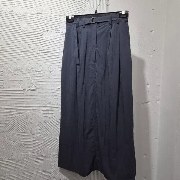 [BUNJANG] Issue Number Straight Fit Summer Skirt / 이슈넘버 일자핏 여름용 스커트