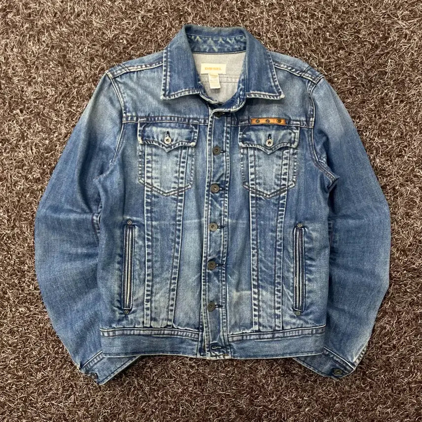 [BUNJANG] M Diesel Washed Denim Trucker Jacket / M 디젤 워시드 데님 트러커 자켓
