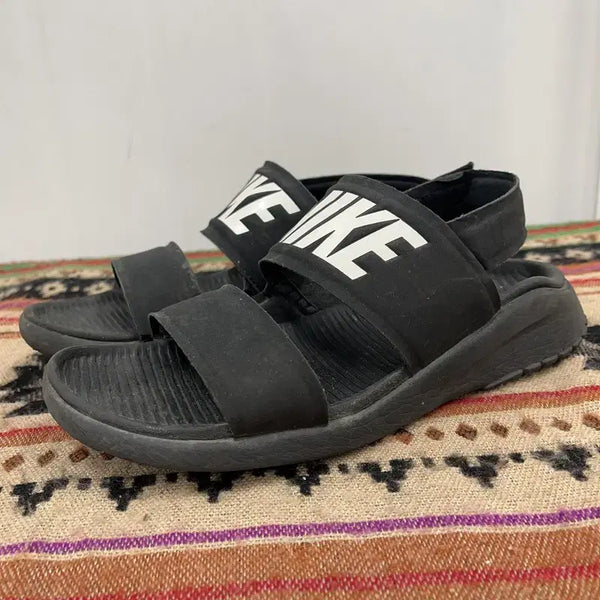 [BUNJANG] Nike Tanjun Women's Sandals 240 / 나이키 탄준 여자 샌들 240 X01922