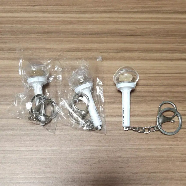 [BUNJANG] INFINITE 3-Item Bundle Keyring Set / 인피니트 키링3개일괄 여봉 응원봉