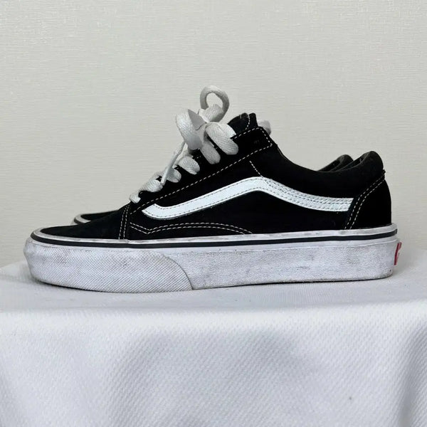[BUNJANG] Vans Old Skool Black Sneakers / 반스 올드스쿨 블랙 스니커즈 신발 225 라덴 빈티지