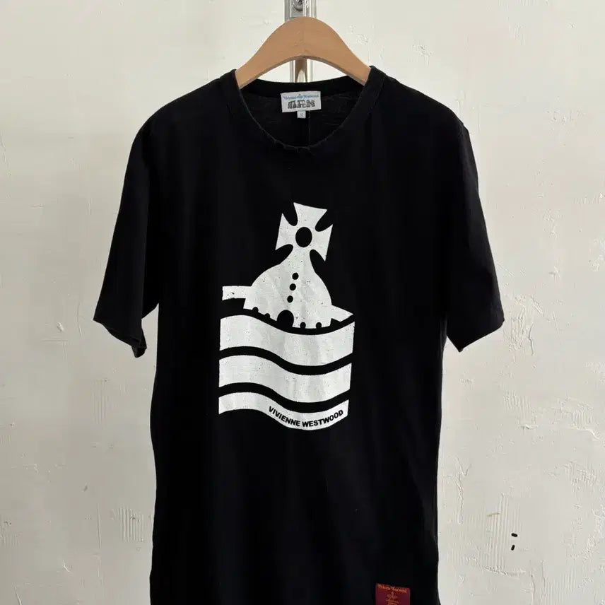 [BUNJANG] Vivienne Westwood Black Graphic Logo T-Shirt / Vivienne Westwood 비비안웨스트우드 블랙 그래픽 로고 티셔츠
