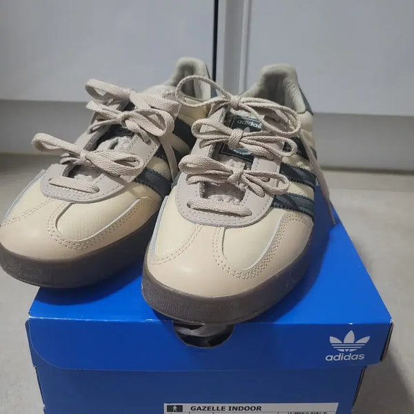 [BUNJANG] Adidas Gazelle Indoor Sand Beige (220) / 아디다스 가젤 인도어 220 (크게나옴)