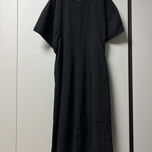 [BUNJANG] Black Daily Creased Fabric Dress / 바스락 편한 데일리 원피스