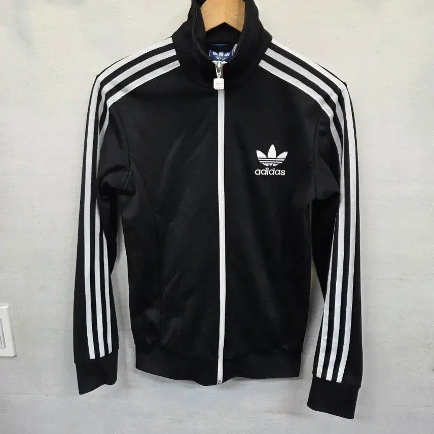 [BUNJANG] Adidas Europa Track Top Jersey Black/White 90 / 아디다스 유로파 트랙탑 져지 검흰 90