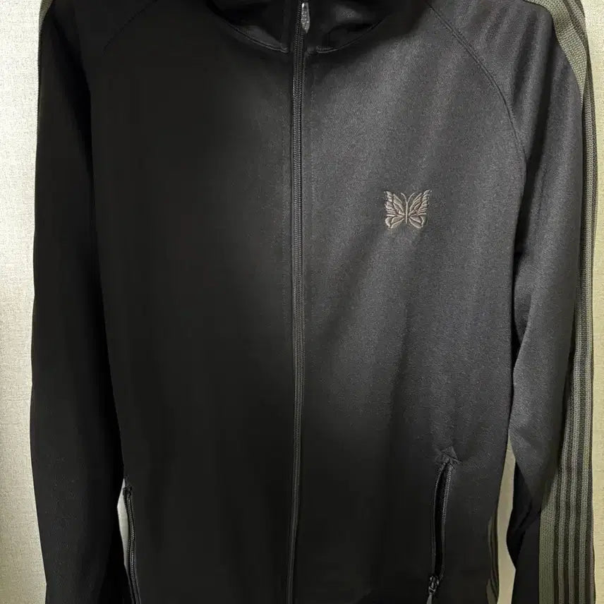 [BUNJANG] Needles B2nd Special Order Track Jacket Black/Olive XL / 니들스 b2nd 별주 트랙 자켓 블랙X올리브 XL