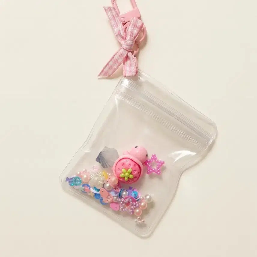 [BUNJANG] Charming's Handmade Beaded Pouch Shaker Keyring - Baby Pink / [키링] 행운의 비즈 파우치 쉐이커 딸기 키링 / 베이비핑크