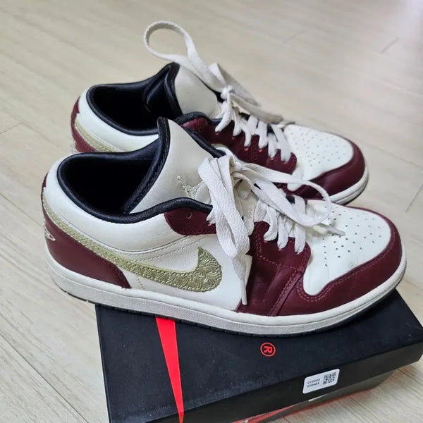 [BUNJANG] Nike Air Jordan 1 Low SE Lunar New Year Burgundy Women's US 7 / 나이키 조던1로우 SE 루나 뉴 이어 버건디 W240