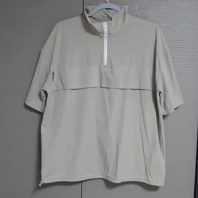 [BUNJANG] Men's Lightweight Collar Zip-Up Short Sleeve T-Shirt / 가벼운카라집업남성반팔