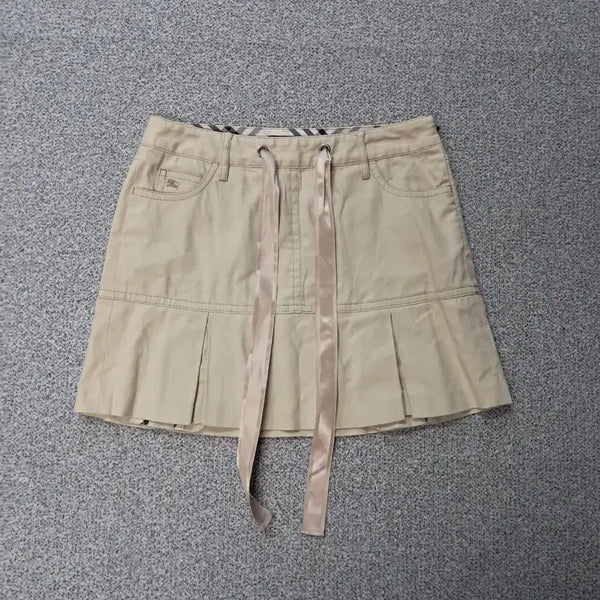 [BUNJANG] Burberry Mini Skirt / 버버리미니스커트