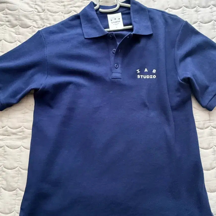 [BUNJANG] Iapp Studio Collar T-shirt Navy L Size / 아이앱 스튜디오 카라티 셔츠 (네이비) L 사이즈
