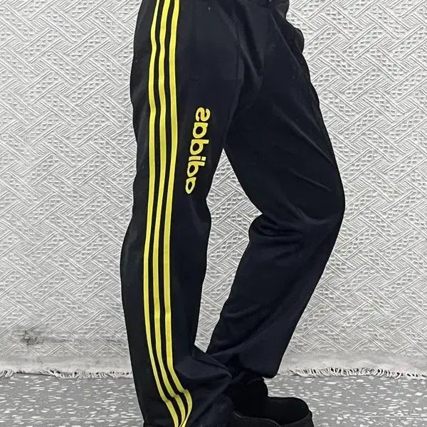 [BUNJANG] Adidas Retro Y2K Big Logo Track Pants / 아디다스 Y2K 대장급 레트로 00's 빅로고 트랙팬츠 95 C12801