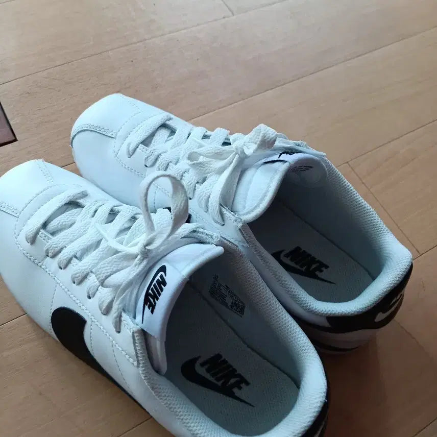 [BUNJANG] Nike Cortez Sneakers Size 250 / 나이키 코르테즈 운동화  250