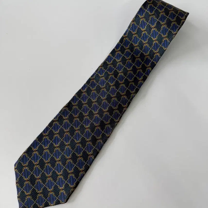 [BUNJANG] Gianni Versace Silk Necktie 9.7cm / 잔니 베르사체 (GIANNI VERSACE)  실크 넥타이 9.7cm