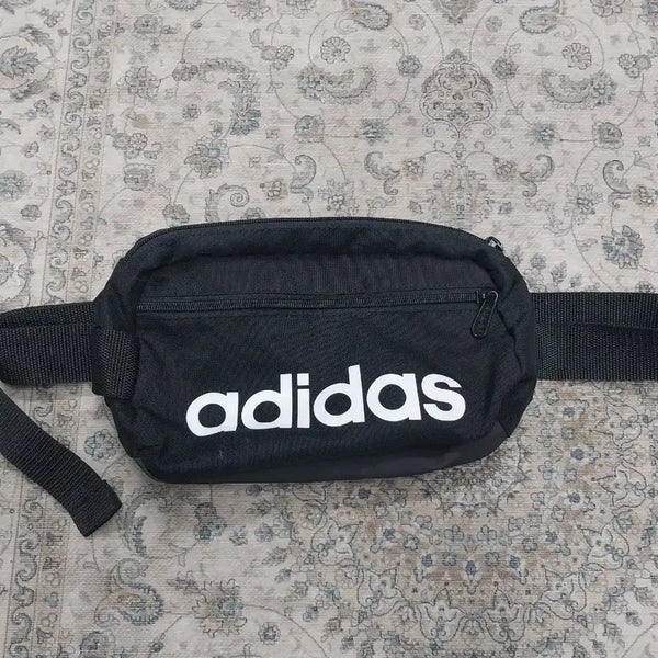 [BUNJANG] Adidas Waist Bag Hip Pack / 아디다스 웨이스트백 / 힙색