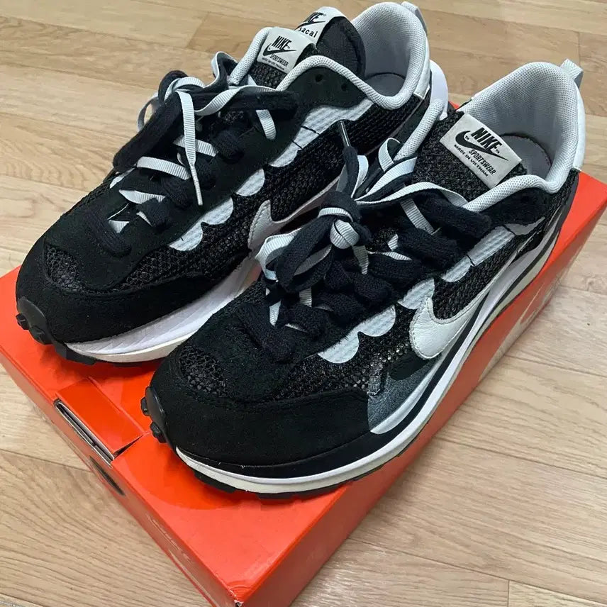 [BUNJANG] Nike x Sacai Vaporwaffle Black White / 나이키 사카이 베이퍼와플 블랙화이트 275