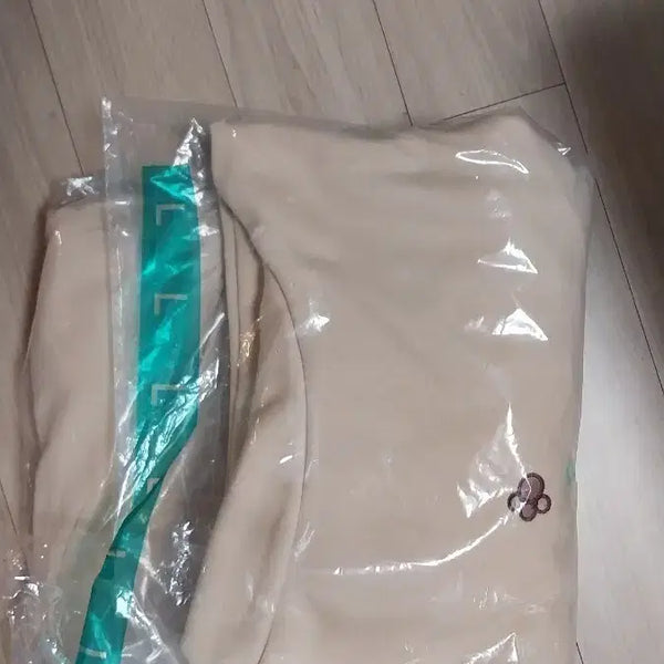 [BUNJANG] TRICKYPARK Butter Hoodie L Size / 트릭컬 버터 후드티