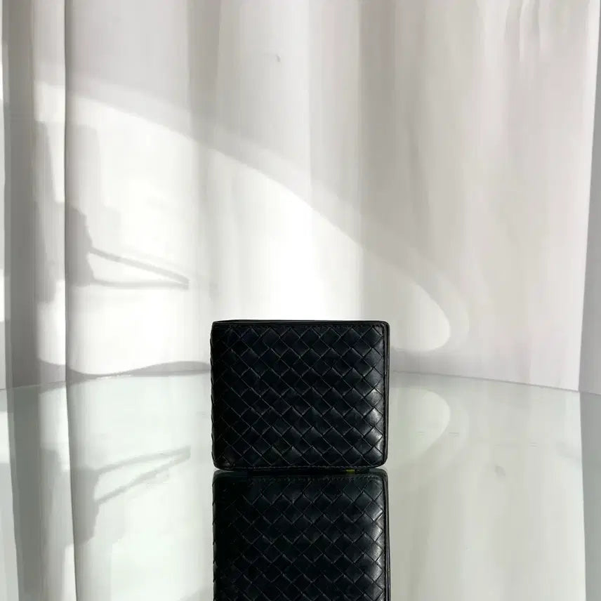 [BUNJANG] Bottega Veneta Bi-fold Wallet Black / 보테가베네타 반지갑 블랙
