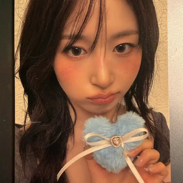 [BUNJANG] NMIXX Haewon Blue Valentine Lucky Draw Photocard / 엔믹스 해원 블루 발렌타인 럭키드로우 특전 포토카드