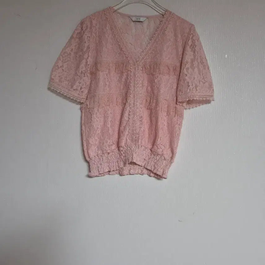[BUNJANG] SATIN 2022 Embroidered Lace Blouse / SATIN사틴2022자수레이스 블라우스55반~66반/시원